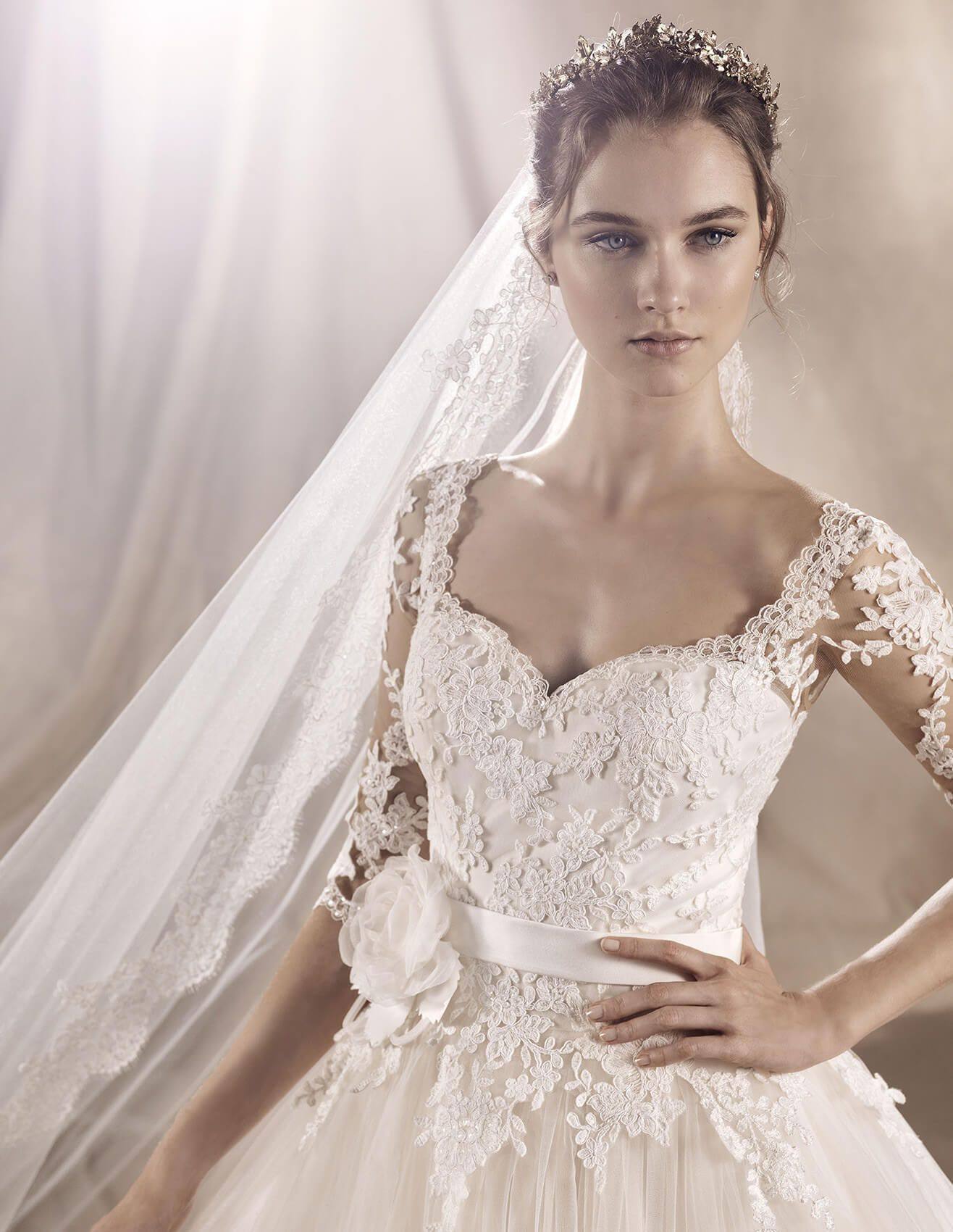 Rochie mireasa Yaroslava