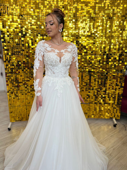 Wedding dress Adona