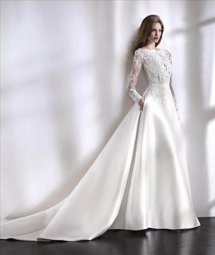 Lionela Wedding Dress