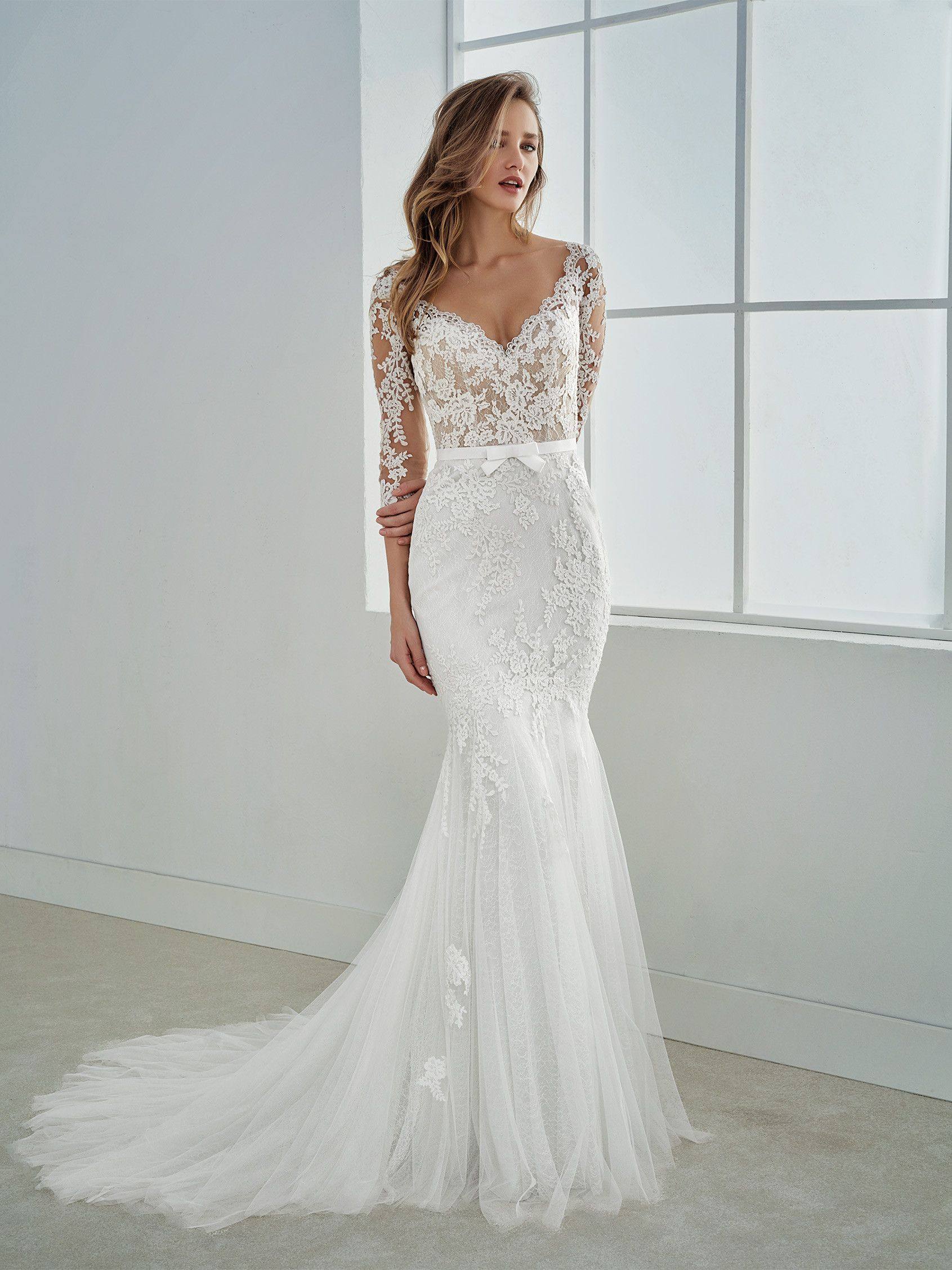 Wedding dress Fe