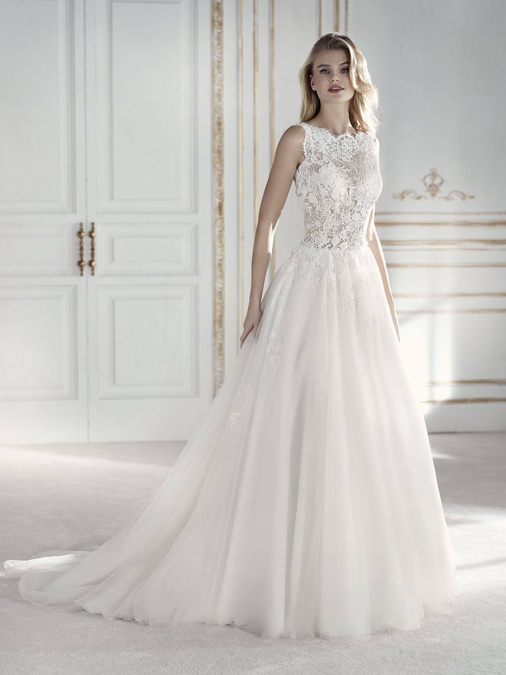 Paz wedding dress