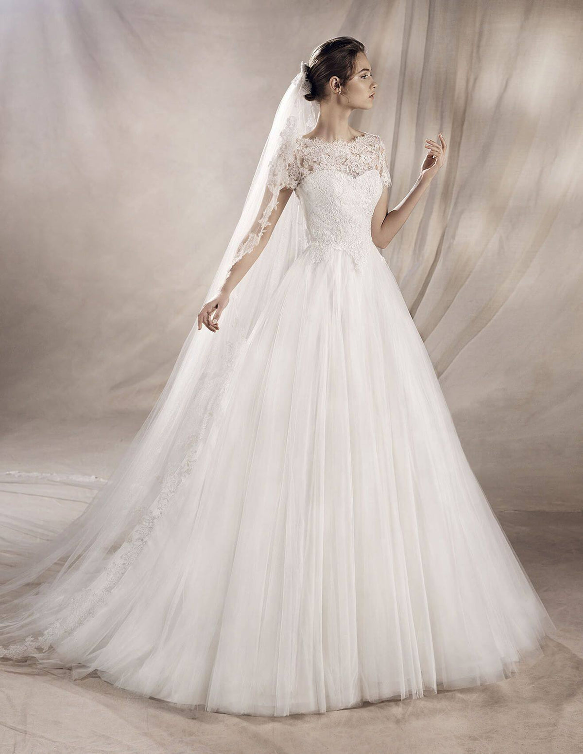 Rochie mireasa Yaser