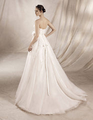 Rochie mireasa Yen