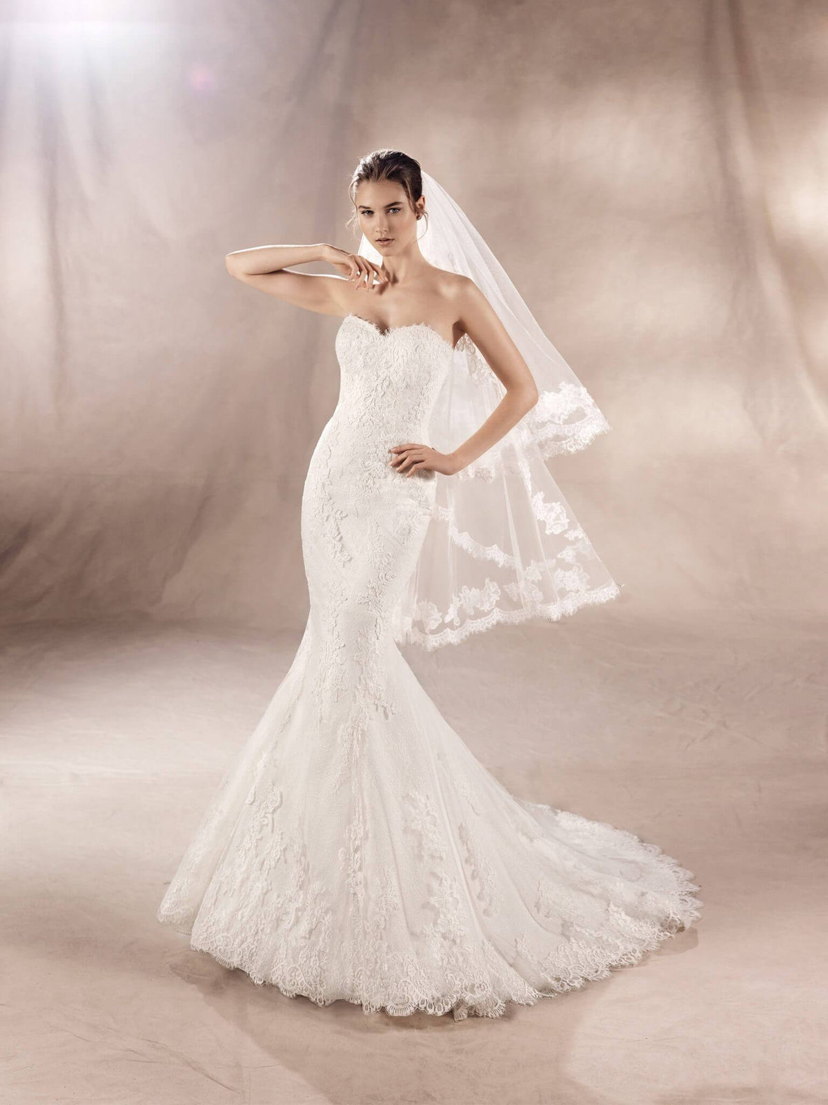 Rochie mireasa Yumei
